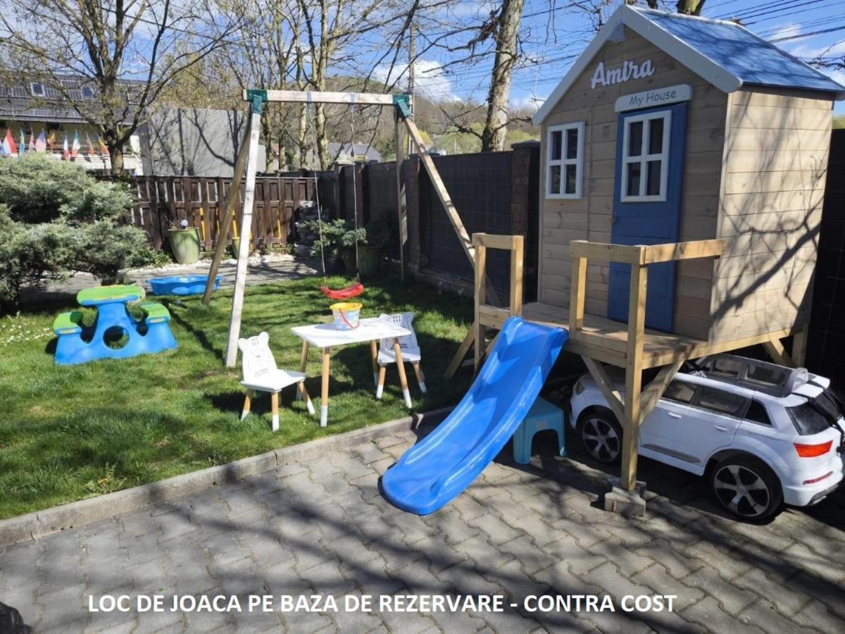 Pensiunea Vila Chesa Corunca 外观 照片